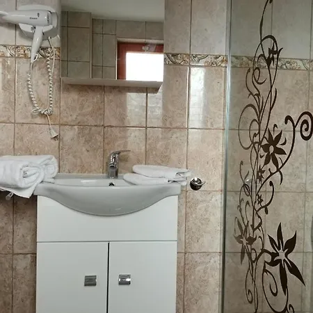 Balla Nyaralo Siófok Esterno foto