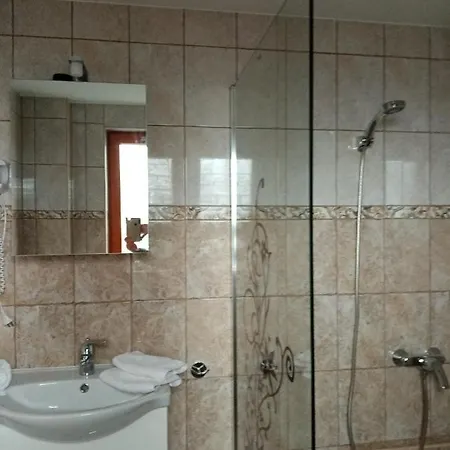 Balla Nyaralo Siófok Esterno foto
